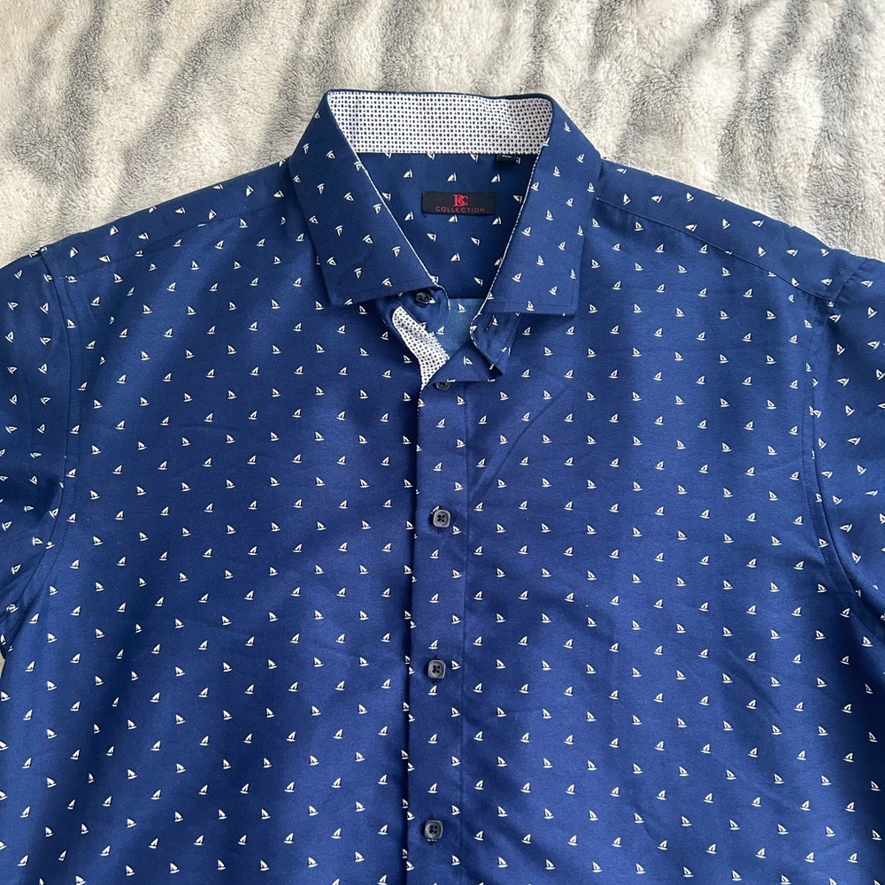 🛍️Men’s Short sleeve cut dress shirt!!